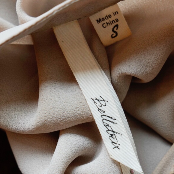 BELLATRIX Zip Front Blouse in Blush Nude, Size Small - Picture 3 of 7